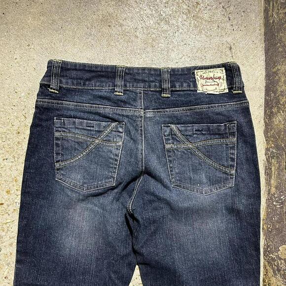 Vintage Y2K Unionbay women’s flared jeans - Picture 3 of 4